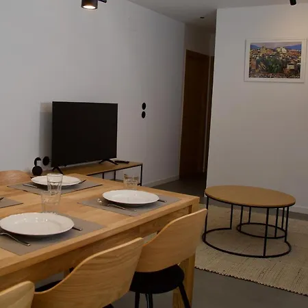 201 - 2 Bedroom In Amando Perez Apartman Ribadeo