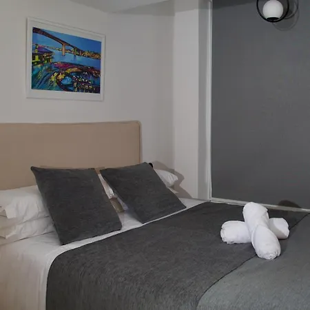 201 - 2 Bedroom In Amando Perez Apartman Ribadeo